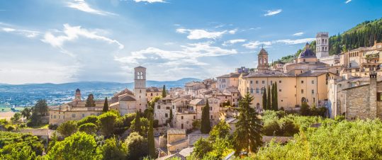 Trevi – Strövtåg i Italiens gröna hjärta hero image