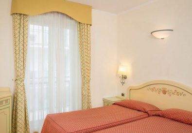 Cinque Terre, Grande Albergo Sestri Levante ****