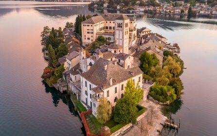 Ankomst till Milano, transfer till Orta San Giulio och välkomstmiddag på hotellet image