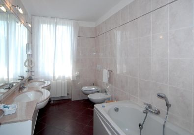 Orta San Giulio, Hotel La Bussola ***