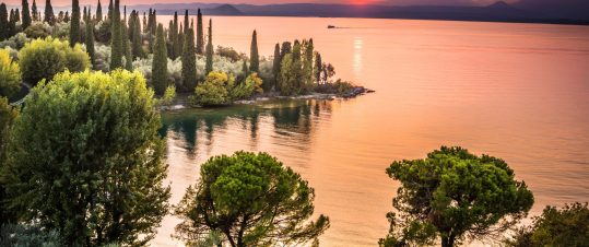 Vandra vid Gardasjön hero image