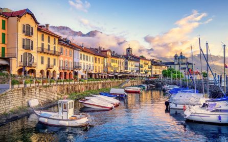 Lago Maggiore runt med besök i Cannobio och båttur till Borromeiska öarna image
