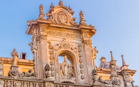 Stadsrundtur och egen tid i barockstaden Lecce  image