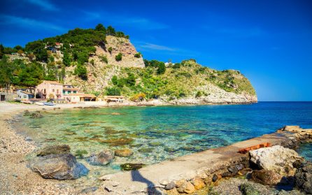 Förmiddagstur med båt till Grotta Azzurra image