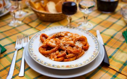 Förmiddagstur med båt till Grotta Azzurra samt välkomstmiddag image