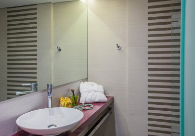 Aten, Novus City Hotel ****