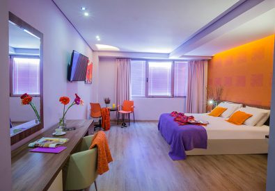 Aten, Novus City Hotel ****