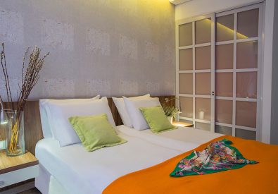 Aten, Novus City Hotel ****