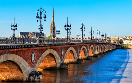 Flyg till Bordeaux image