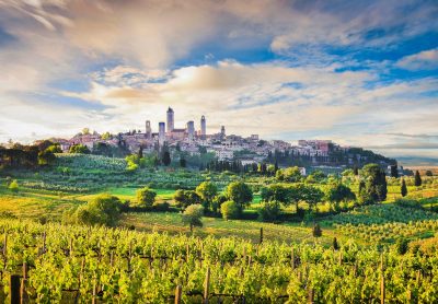 Utflykt till San Gimignano och Volterra thumbnail