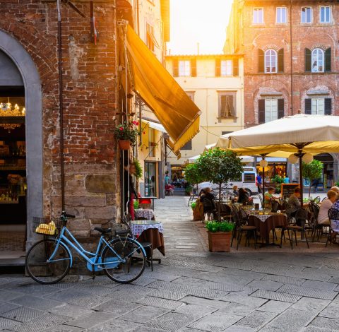 Reseledare hero background image