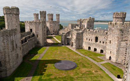 Caernarfon Castle, Anglesey och Beaumaris Castle image
