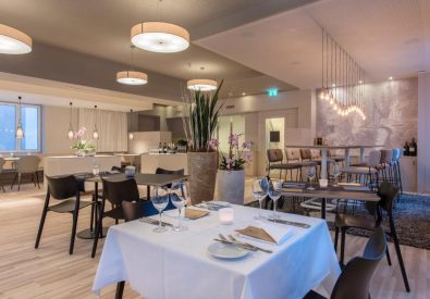 Schweiz, Thusis: Hotel Weiss Kreuz ***