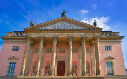Operan Figaros bröllop på Staatsoper Unter den Linden image