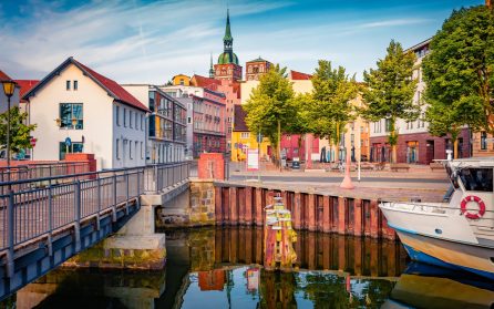 Tågresa till Stralsund med stadspromenad image