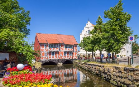 Hansastaden Wismar – tåg till Hamburg image