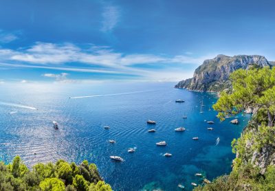 Med båt till charmerande Capri thumbnail