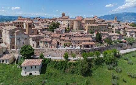 Medeltidsstaden Montefalco image