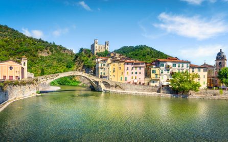  Sanremo och medeltida Dolceacqua – blommor, historia och liguriska smaker image