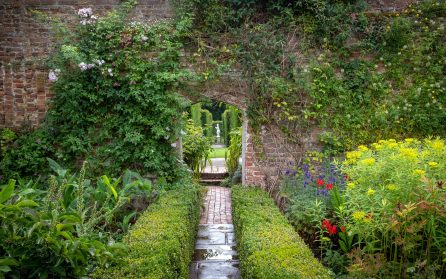 Yotes Court och Sissinghurst image
