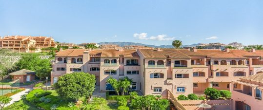 Långtidssemester i Lagunas de Mijas på spanska solkusten hero image