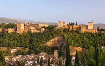 Granada och storslagna Alhambra image
