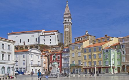 Predjama slott, Postojnagrottan och Piran image
