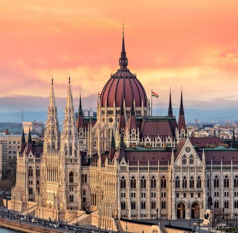 Ungern hero background image