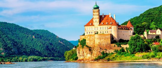 Flodkryssning Klassiska Donau, Bukarest – Wien hero image