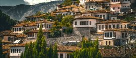 Albanien – en rundresa i kontrasternas land thumbnail